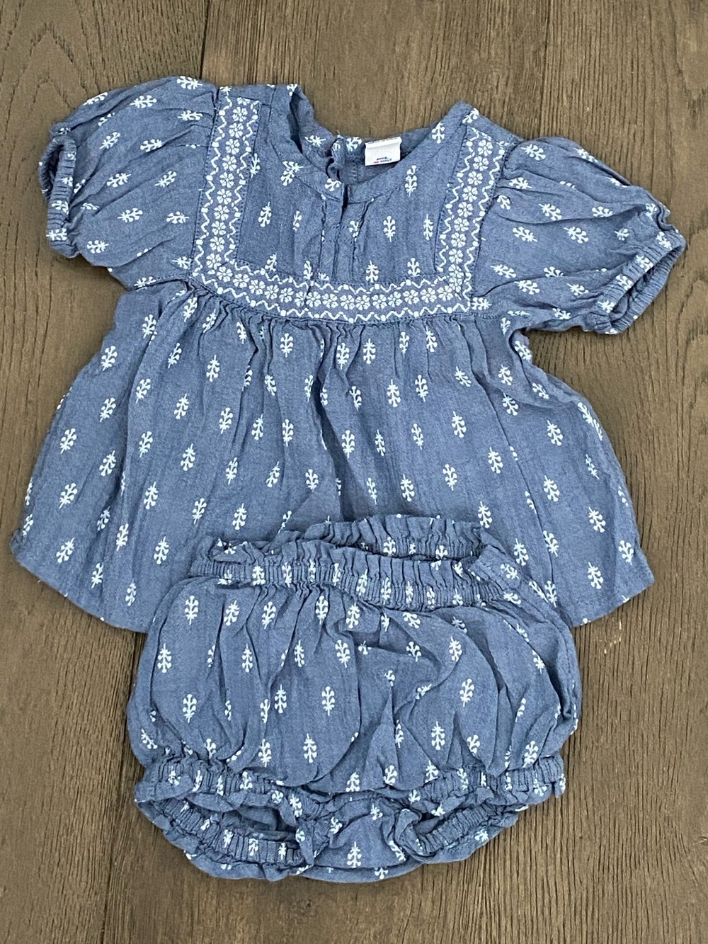 Old Navy Blue Floral Dot Diaper Cover Set
